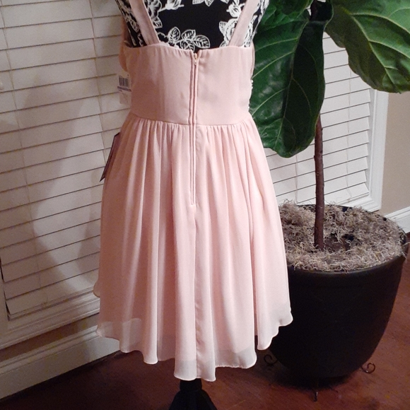 Prom Dress - Picture 3 of 6